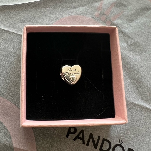 New Pandora Charm - Picture 4 of 5